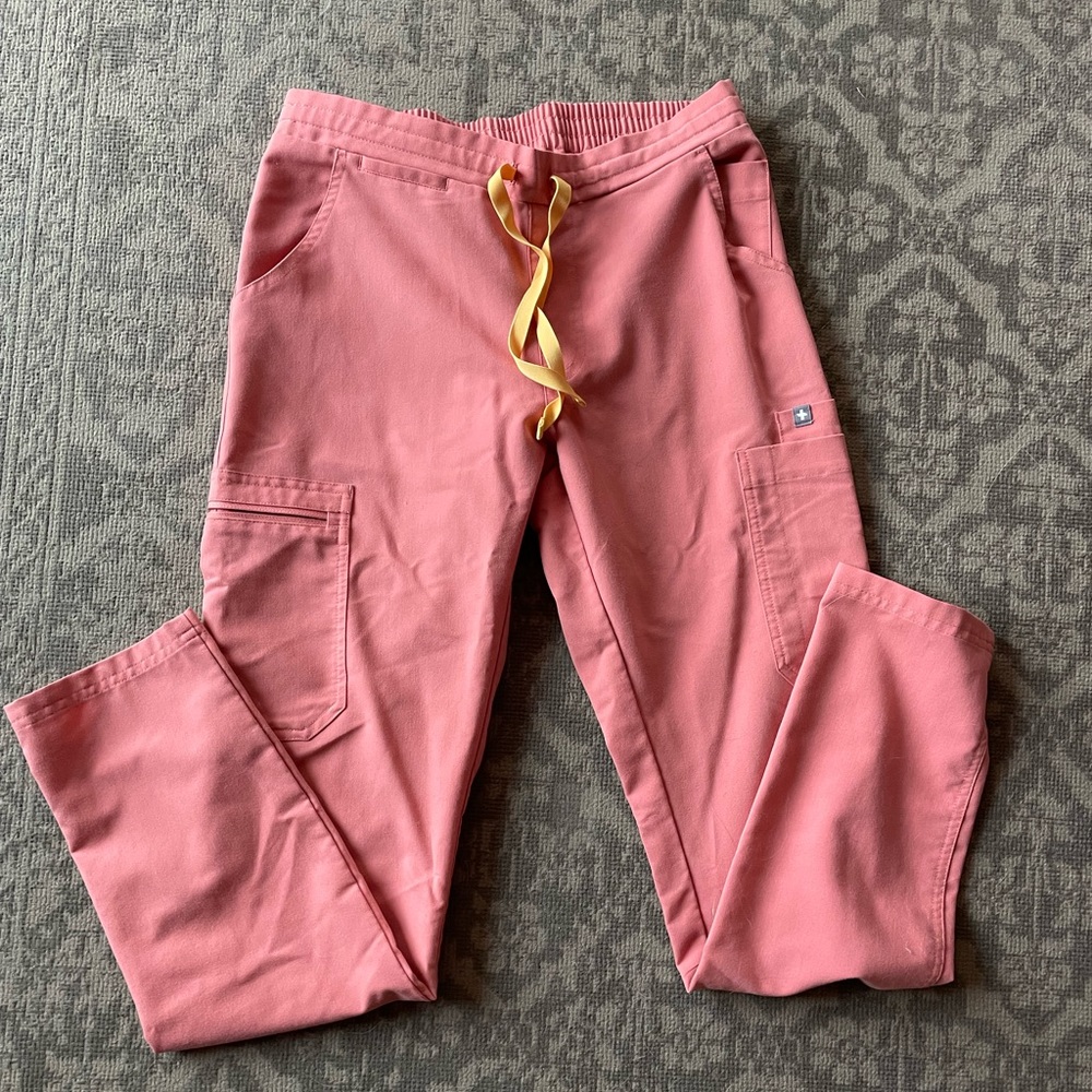 Figs Xs coral yolas